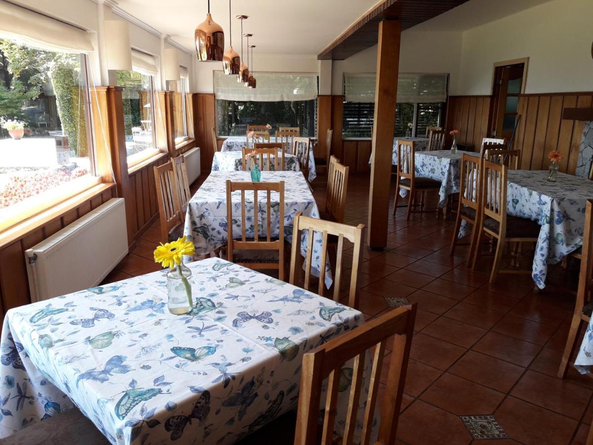 Y El Parque Hotel 3*